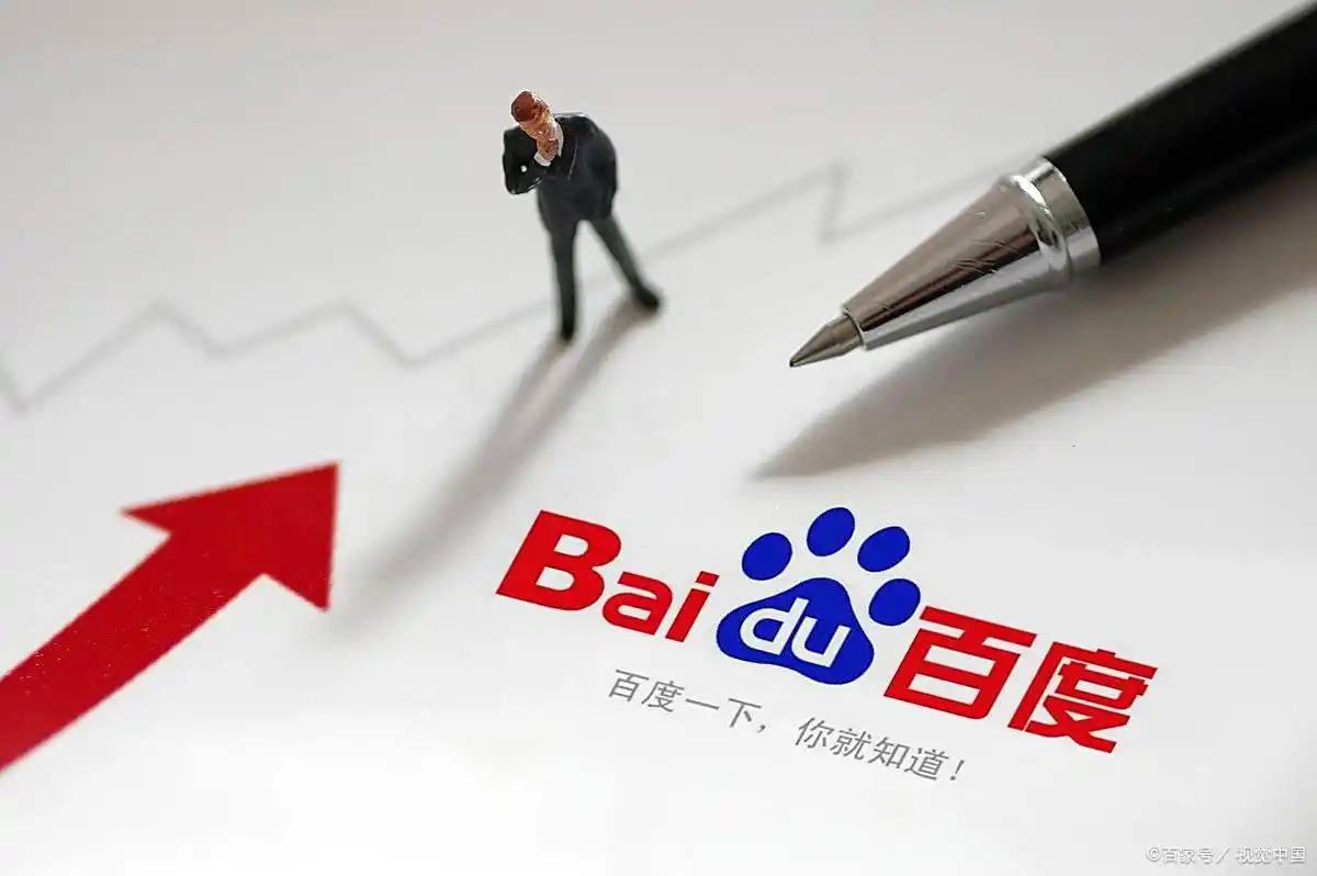 刘亦菲刘冲坐一辆车